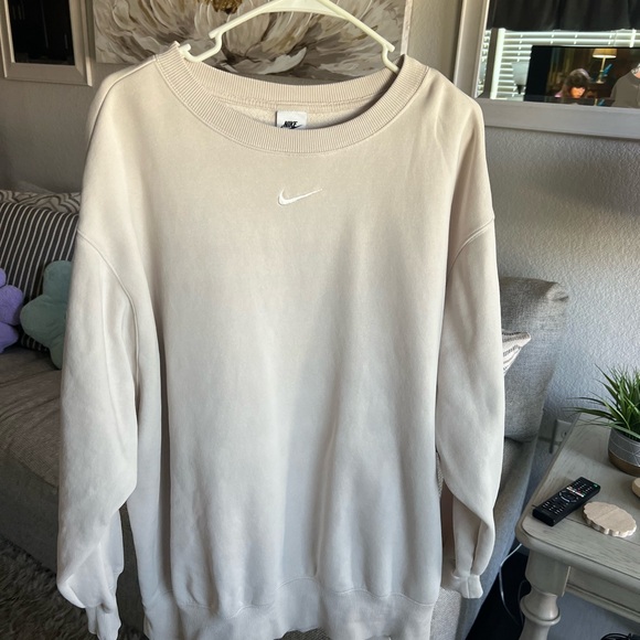 Nike Cream Sweatshirt - Picture 1 of 1